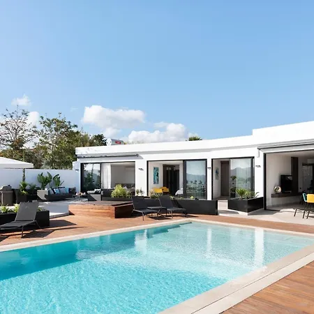 Villa Estellar Puerto del Carmen (Lanzarote)