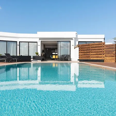 Estellar Villa Puerto del Carmen (Lanzarote)