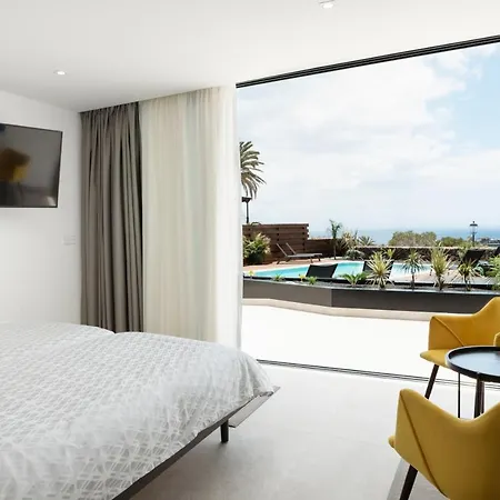 Estellar * פוארטו דל כרמן